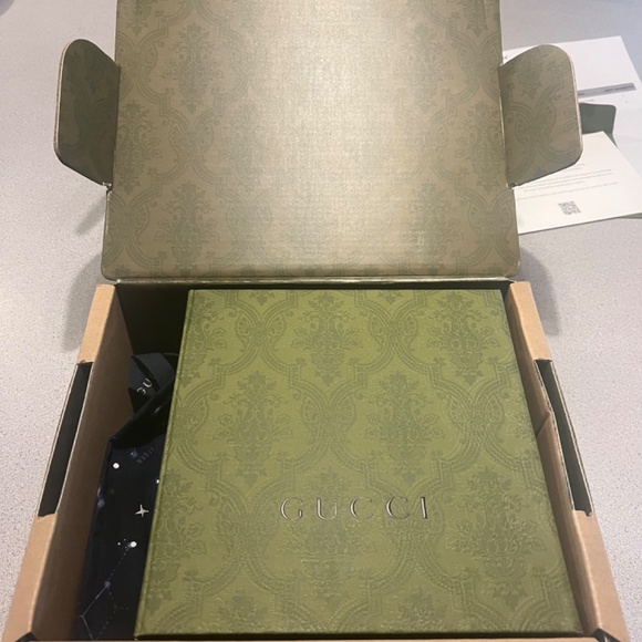 GUCCI GG BUCKLE SUEDE BELT - Picture 8 of 9